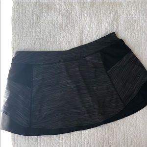 Athleta skirt w/ shorts excellent condition XL